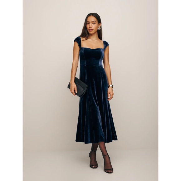 Reformation Dresses & Skirts - Reformation Bryson Dress in Midnight Velvet
